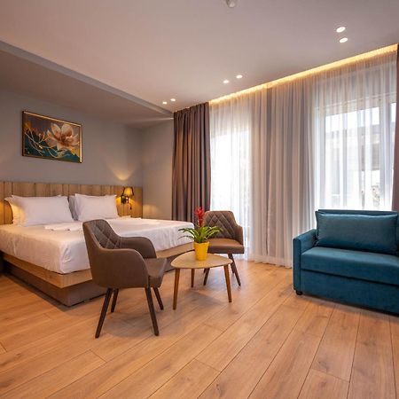 Azure Inn Hotel Σαράντα Εξωτερικό φωτογραφία