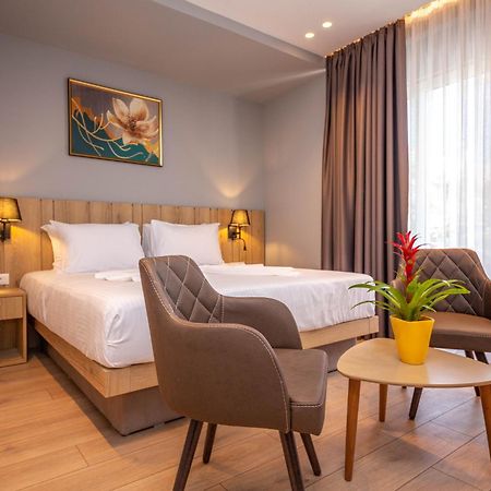 Azure Inn Hotel Σαράντα Εξωτερικό φωτογραφία