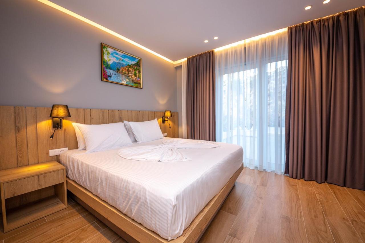 Azure Inn Hotel Σαράντα Εξωτερικό φωτογραφία