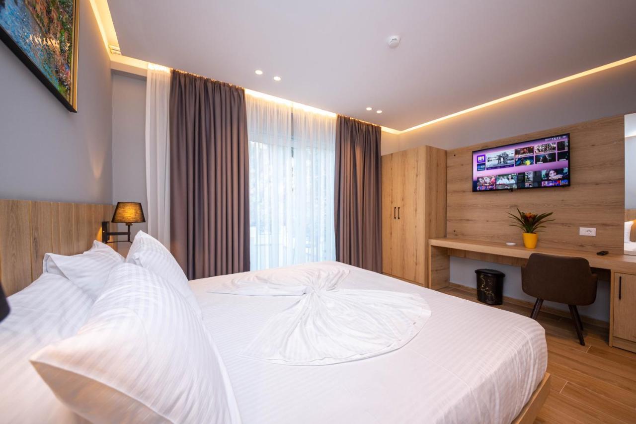 Azure Inn Hotel Σαράντα Εξωτερικό φωτογραφία