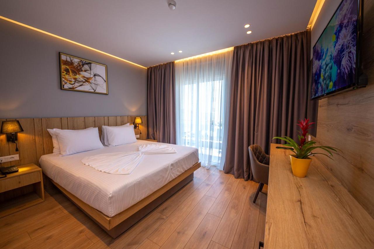 Azure Inn Hotel Σαράντα Εξωτερικό φωτογραφία