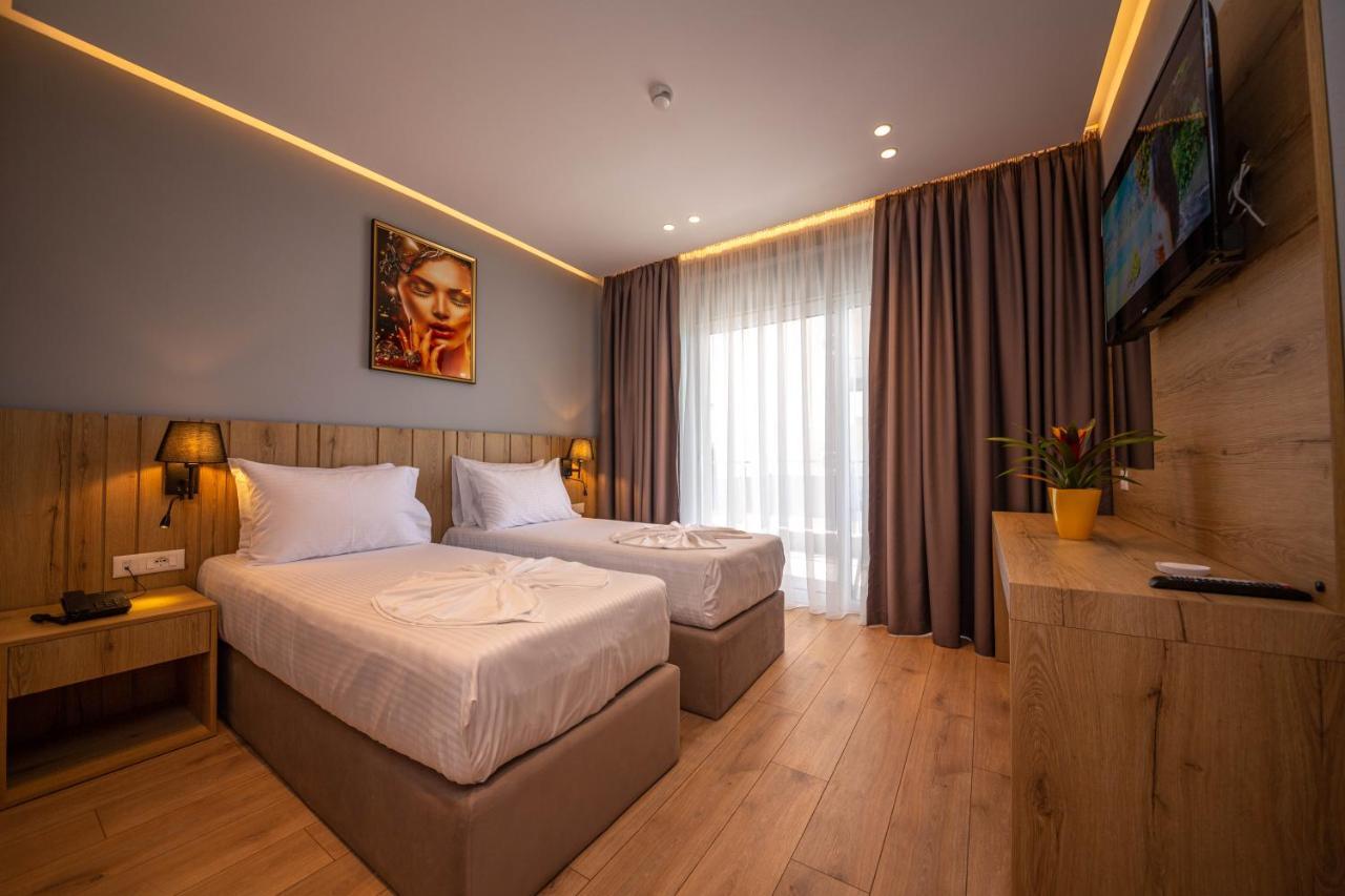 Azure Inn Hotel Σαράντα Εξωτερικό φωτογραφία
