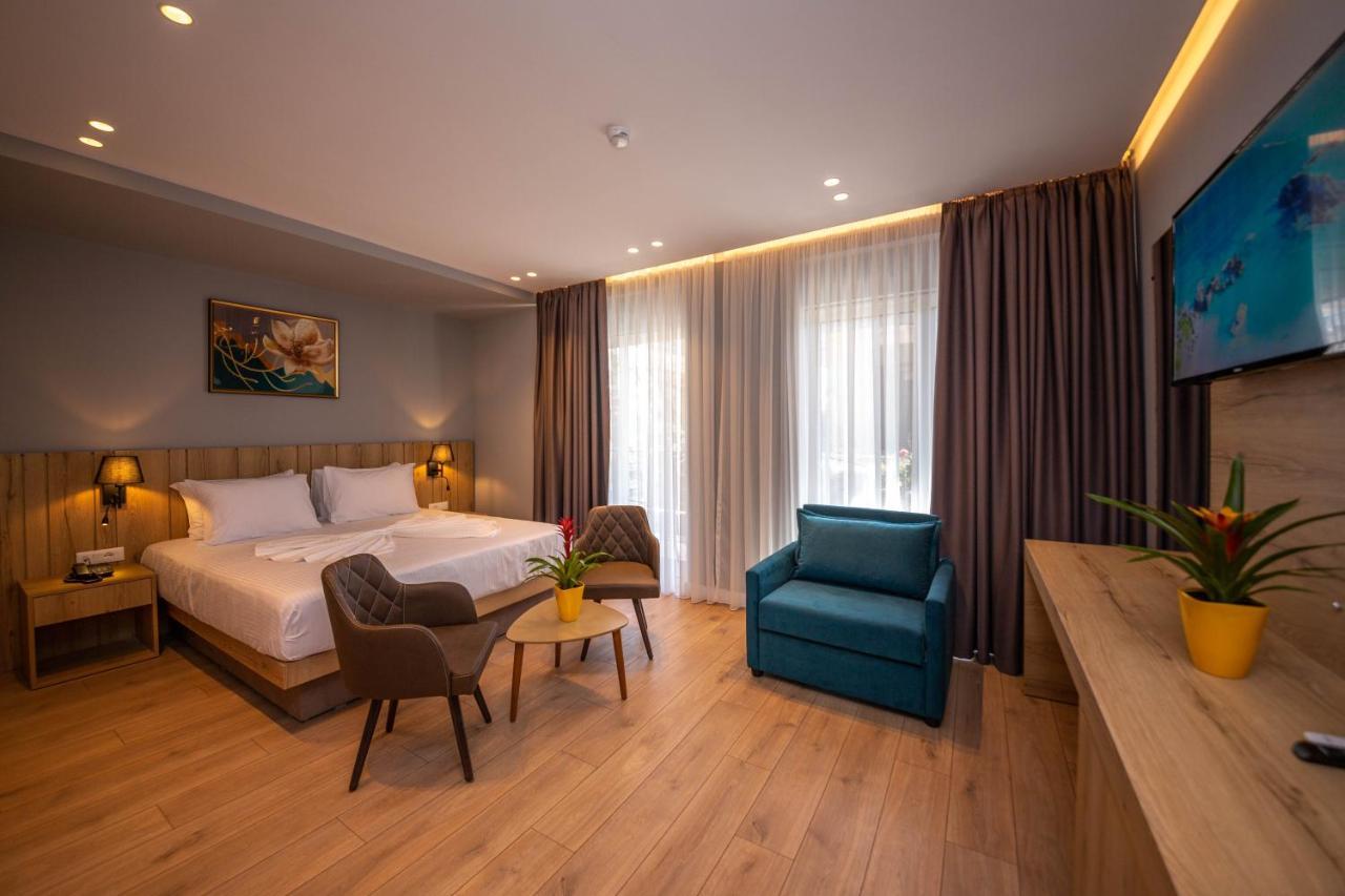Azure Inn Hotel Σαράντα Εξωτερικό φωτογραφία