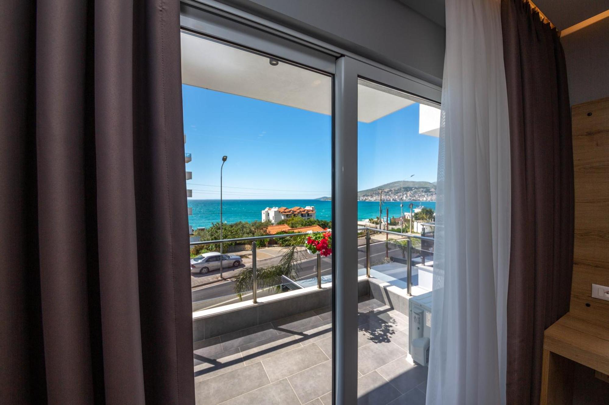 Azure Inn Hotel Σαράντα Εξωτερικό φωτογραφία