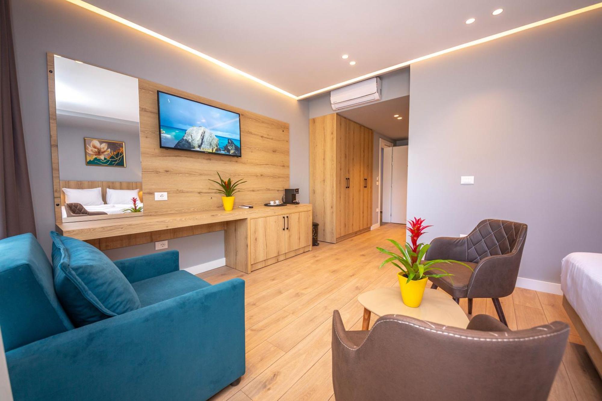 Azure Inn Hotel Σαράντα Εξωτερικό φωτογραφία
