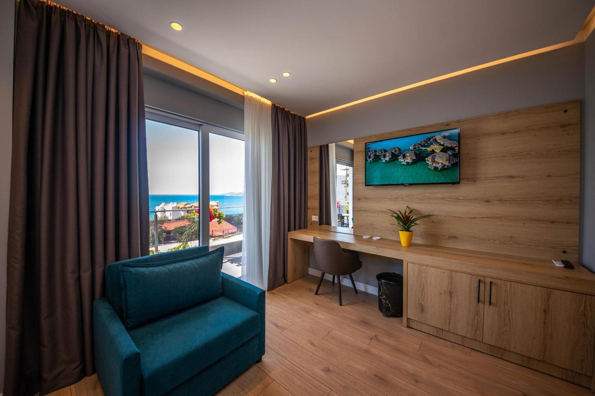 Azure Inn Hotel Σαράντα Εξωτερικό φωτογραφία