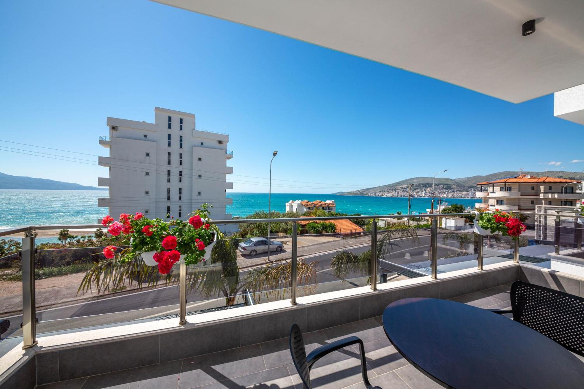 Azure Inn Hotel Σαράντα Εξωτερικό φωτογραφία