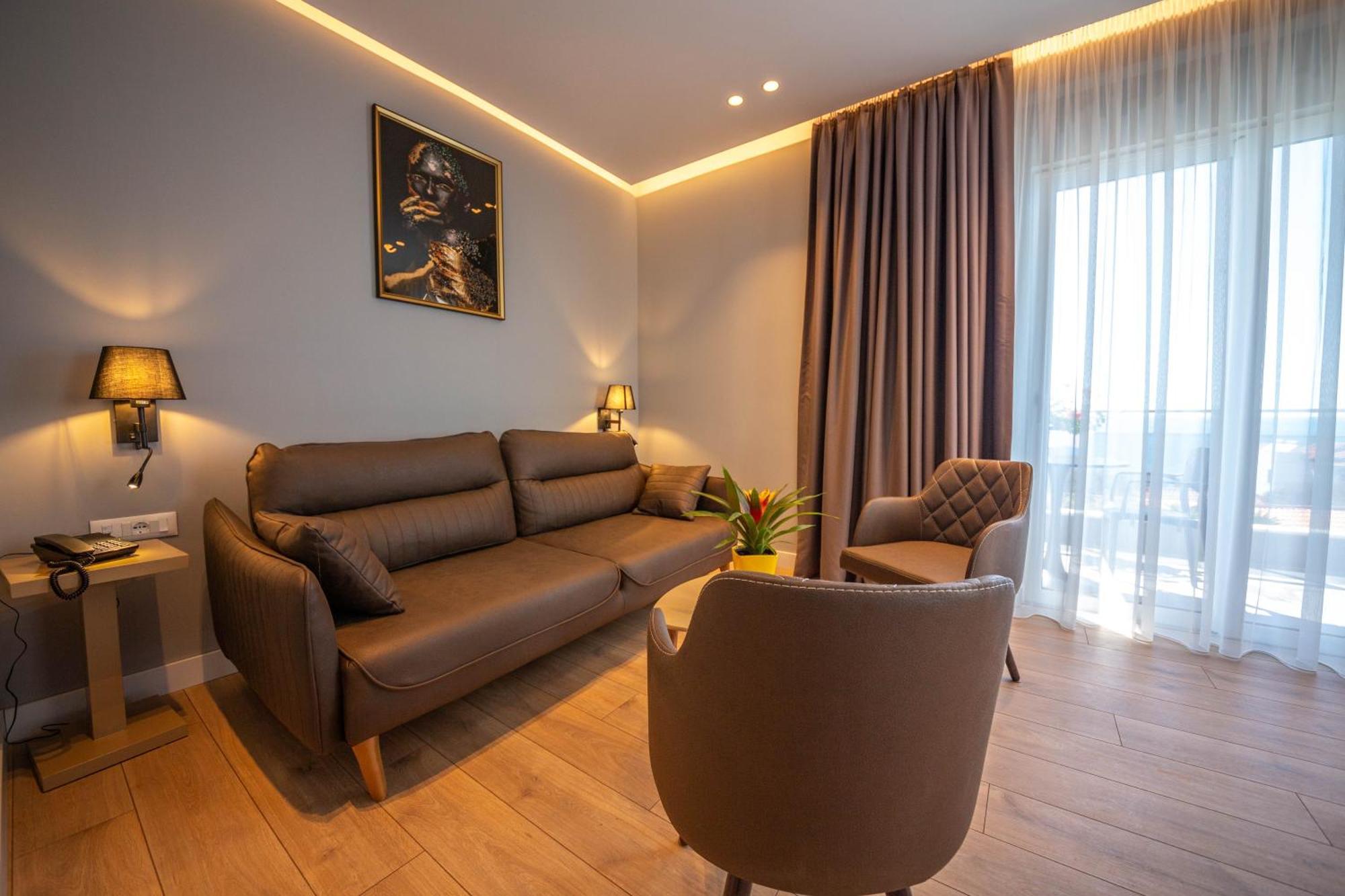Azure Inn Hotel Σαράντα Εξωτερικό φωτογραφία