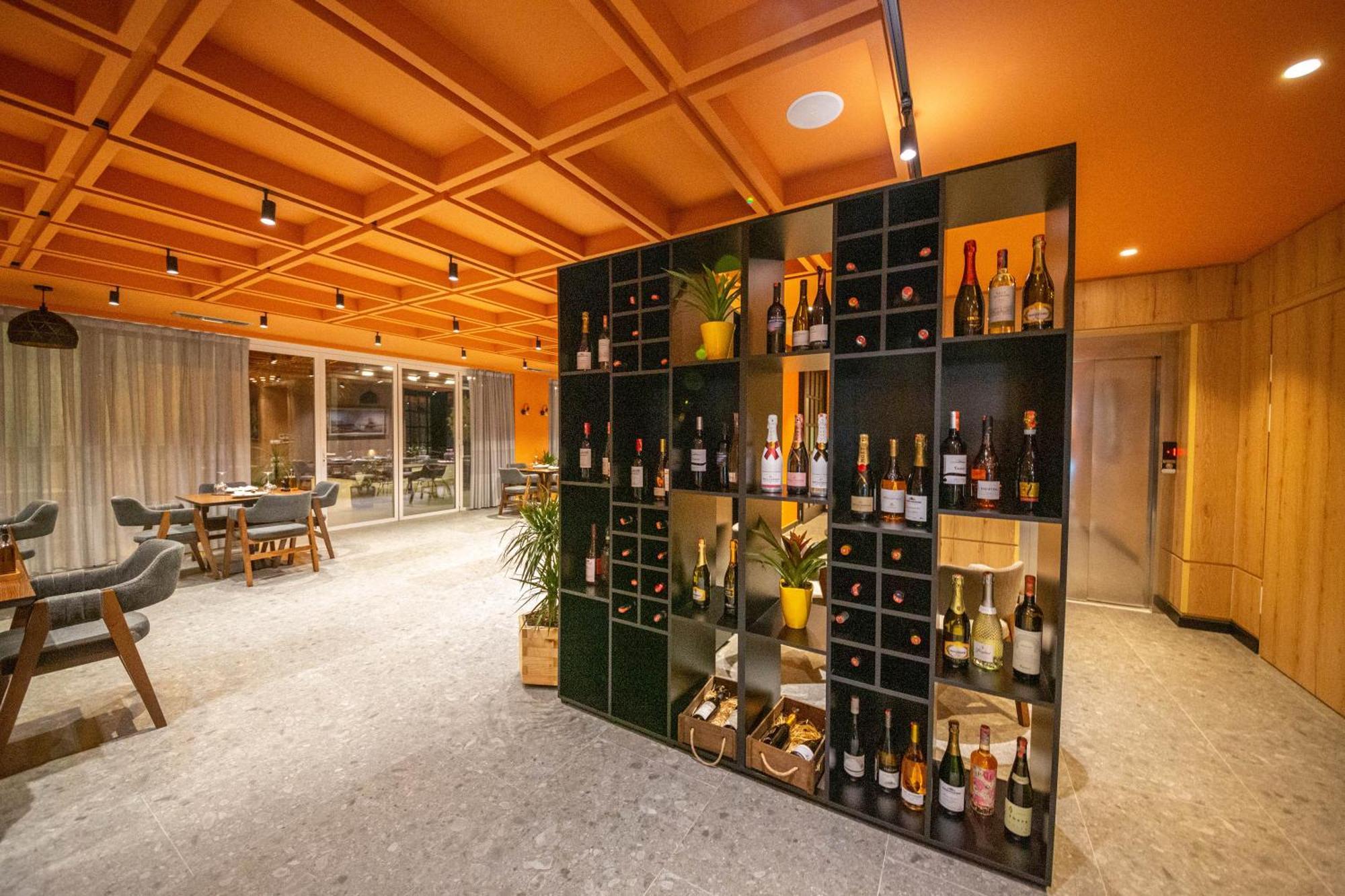 Azure Inn Hotel Σαράντα Εξωτερικό φωτογραφία