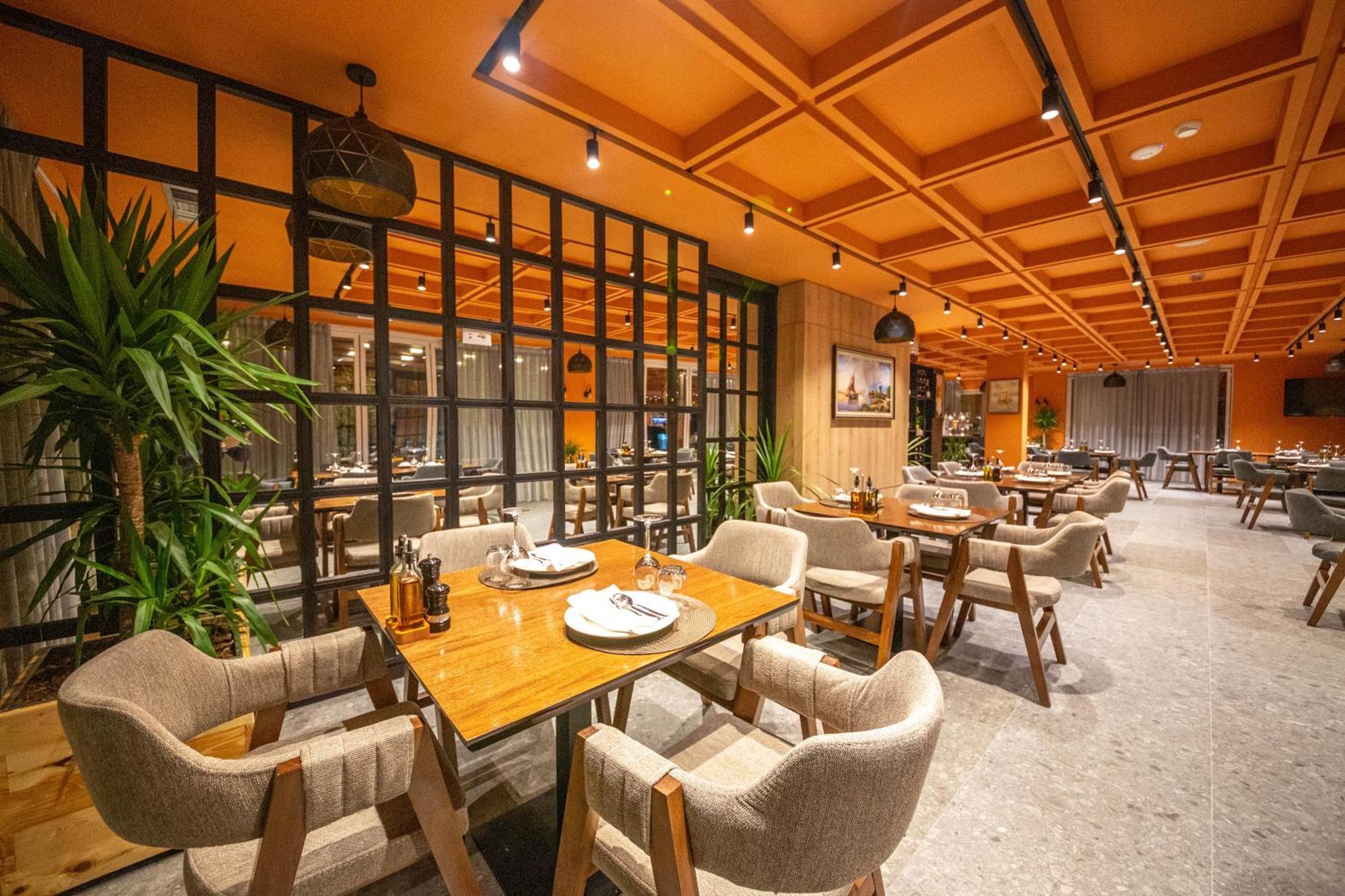 Azure Inn Hotel Σαράντα Εξωτερικό φωτογραφία