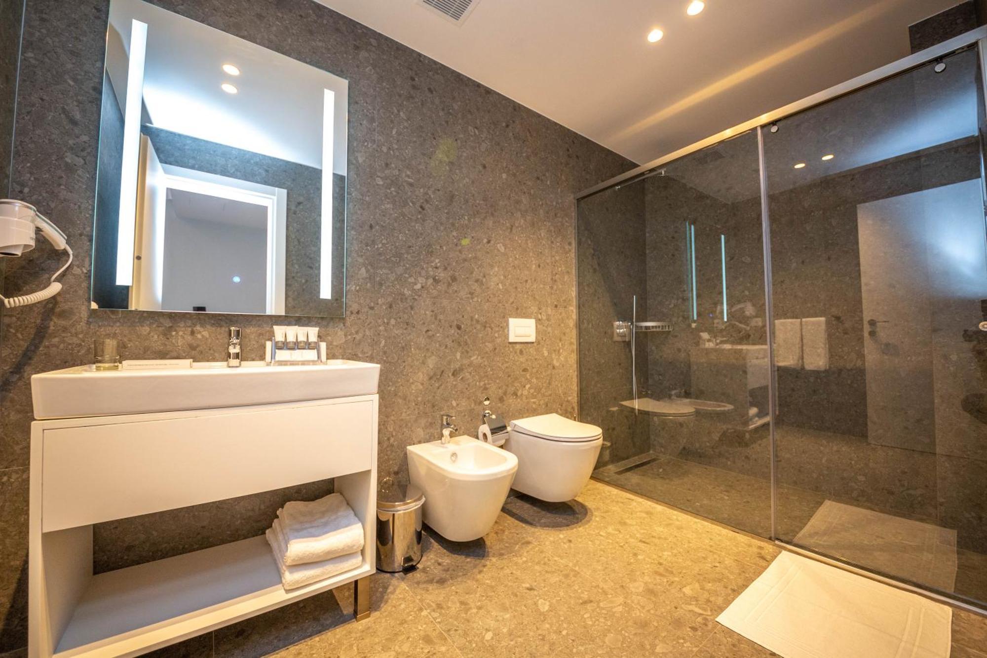 Azure Inn Hotel Σαράντα Δωμάτιο φωτογραφία